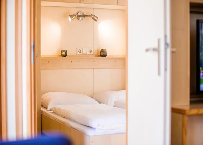 Chalet Lakefront W Terrace *