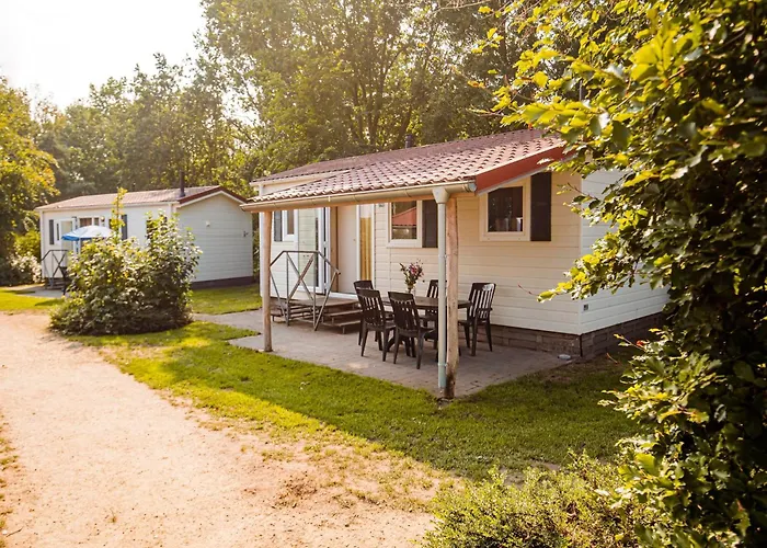 Lakefront W Terrace Chalet *